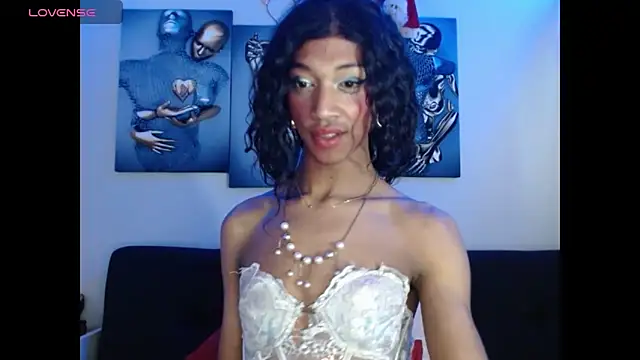 Snapshot of Maidi_ chatting on January 22, 4:23 pm Maidi online show from January 22, 4:23 pm