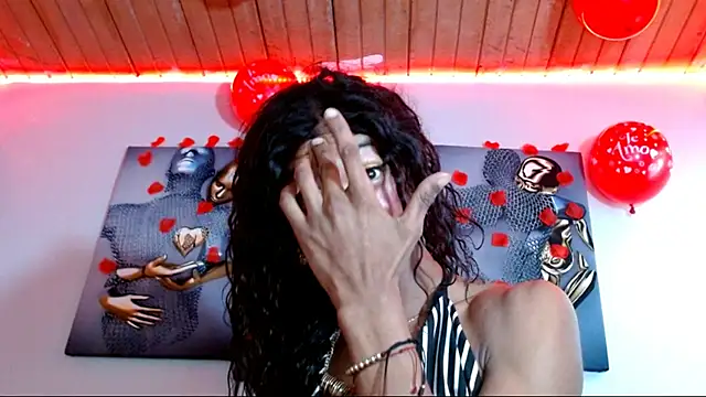 Snapshot of Maidi_ chatting on February 16, 4:53 pm Maidi online show from February 16, 4:53 pm