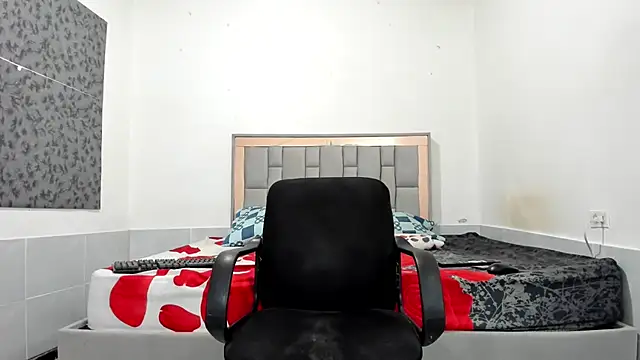 simookeler online show from February 25, 2:43 am