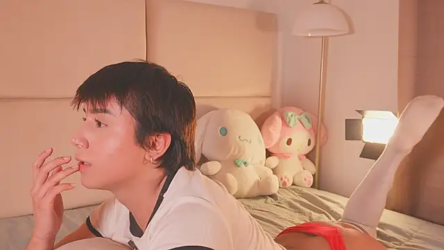 SweetHanson online show from February 28, 7:04 pm