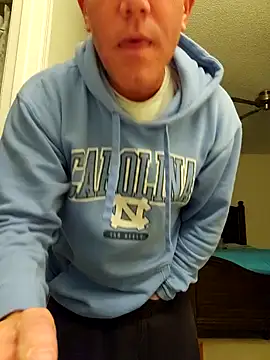 Bigtater1999 online show from February 2, 3:43 am