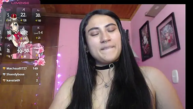 Snapshot of bunnyemilyrose36 chatting on December 12, 9:15 pm bunnyemilyrose36 online show from December 12, 9:15 pm