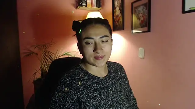bunnyemilyrose36 online show from July 16, 7:36 am