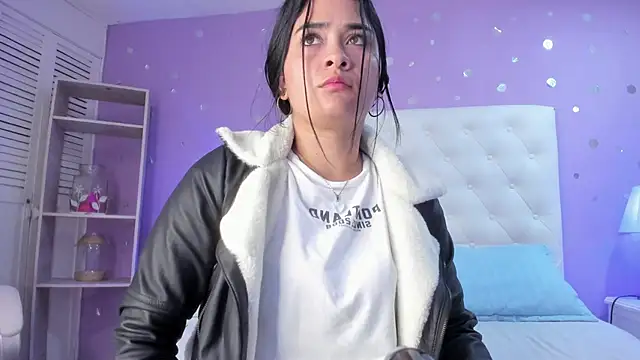 scarlette 15  online show from February 20, 3:03 am