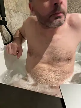 Snapshot of unconnudu21000 chatting on February 9, 5:01 pm unconnudu21000 online show from February 9, 5:01 pm