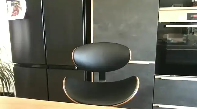 Snapshot of unconnudu21000 chatting on March 6, 11:58 am unconnudu21000 online show from March 6, 11:58 am