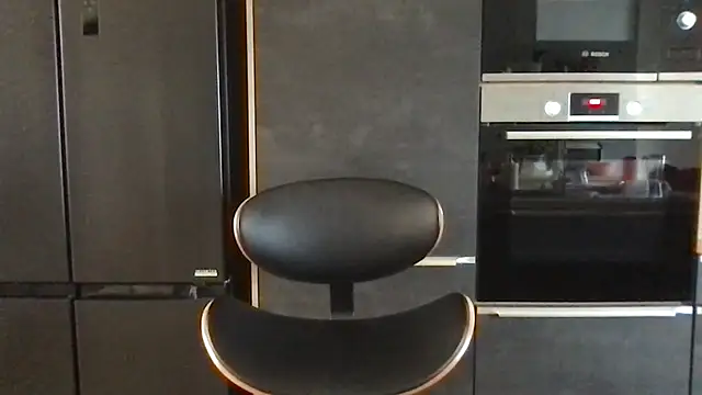 Snapshot of unconnudu21000 chatting on October 4, 11:30 am unconnudu21000 online show from October 4, 11:30 am