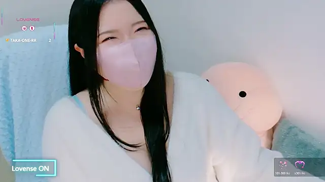 Snapshot of yukinko_o_ chatting on May 1, 12:43 pm yukinko o online show from May 1, 12:43 pm
