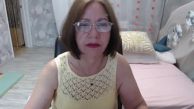 Snapshot of OlgaHottie chatting on July 27, 11:45 pm OlgaHottie online show from July 27, 11:45 pm