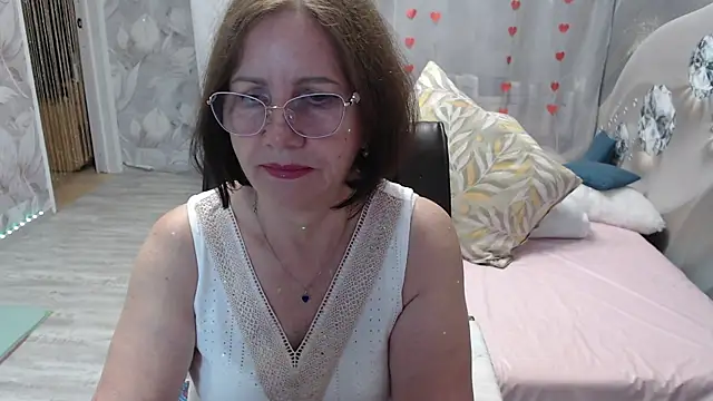 Snapshot of OlgaHottie chatting on August 1, 11:36 pm OlgaHottie online show from August 1, 11:36 pm
