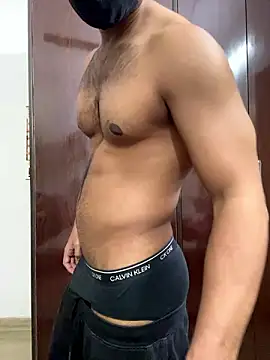 Snapshot of John_desihunk chatting on December 8, 11:03 am John desihunk online show from December 8, 11:03 am