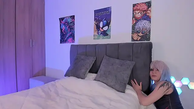 Snapshot of cyberzoe chatting on February 3, 11:48 am cyberzoe online show from February 3, 11:48 am