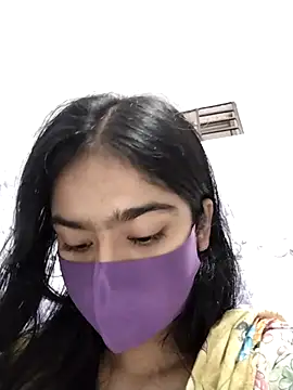Snapshot of Arisha- chatting on May 10, 12:10 pm Arisha- online show from May 10, 12:10 pm