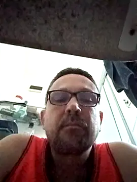 Snapshot of lobomisterioso13 chatting on December 2, 10:39 am lobomisterioso13 online show from December 2, 10:39 am