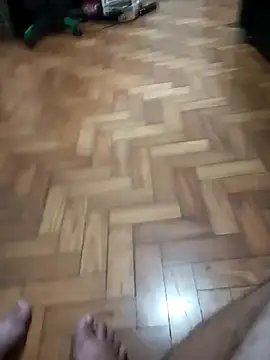 Snapshot of lobomisterioso13 chatting on January 6, 2:37 am lobomisterioso13 online show from January 6, 2:37 am