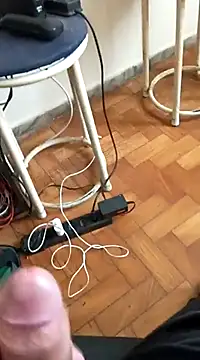 Snapshot of lobomisterioso13 chatting on February 20, 6:46 pm lobomisterioso13 online show from February 20, 6:46 pm