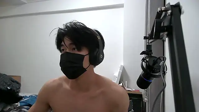 Snapshot of wuzhimao0207 chatting on December 18, 3:22 pm wuzhimao0207 online show from December 18, 3:22 pm