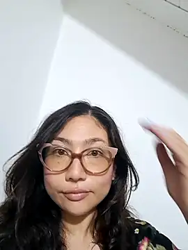 Snapshot of Mia_Ruiz chatting on January 30, 4:06 am Mia Ruiz online show from January 30, 4:06 am