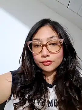 Snapshot of Mia_Ruiz chatting on February 2, 2:38 am Mia Ruiz online show from February 2, 2:38 am