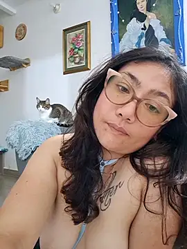 Snapshot of Mia_Ruiz chatting on March 2, 4:17 am Mia Ruiz online show from March 2, 4:17 am