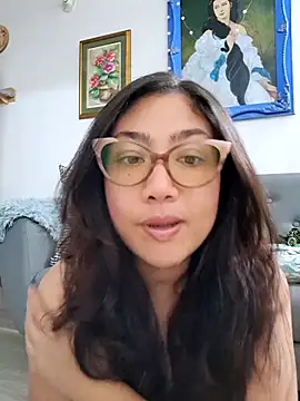 Snapshot of Mia_Ruiz chatting on March 9, 3:22 am Mia Ruiz online show from March 9, 3:22 am