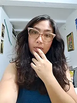 Snapshot of Mia_Ruiz chatting on March 13, 3:22 am Mia Ruiz online show from March 13, 3:22 am