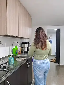 Snapshot of Mia_Ruiz chatting on March 20, 1:35 am Mia Ruiz online show from March 20, 1:35 am