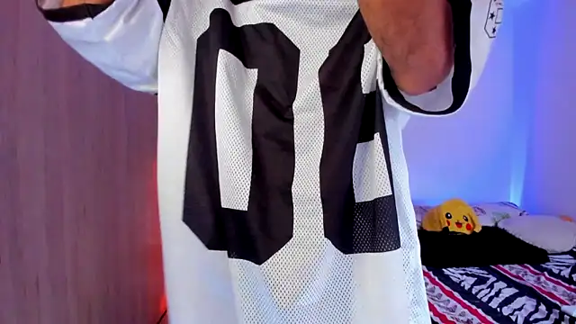 aldrinwhite online show from March 5, 4:03 pm