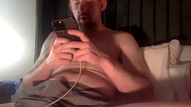 Snapshot of jakespits996 chatting on November 21, 6:45 am jakespits996 online show from November 21, 6:45 am