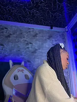 Snapshot of Melany_Williams chatting on February 2, 12:48 pm Melany Williams online show from February 2, 12:48 pm