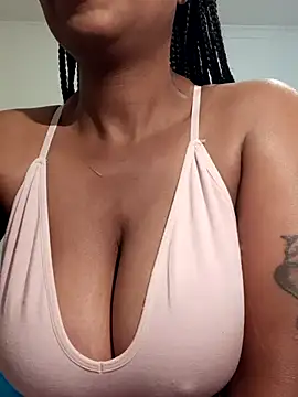 Snapshot of realsquirter chatting on May 17, 8:55 am realsquirter online show from May 17, 8:55 am