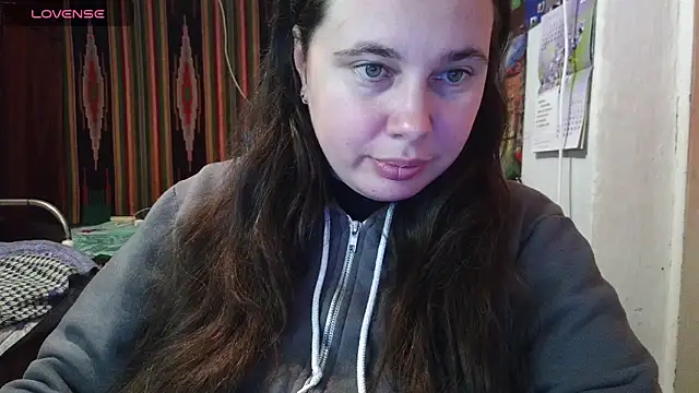 Cora Maro online show from October 3, 9:50 am