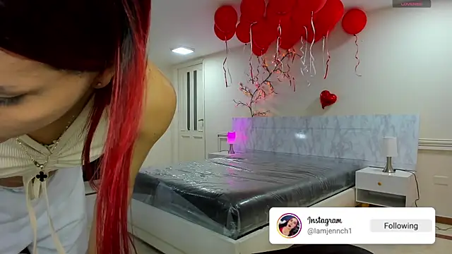 charolbruce 1 online show from May 21, 11:50 am