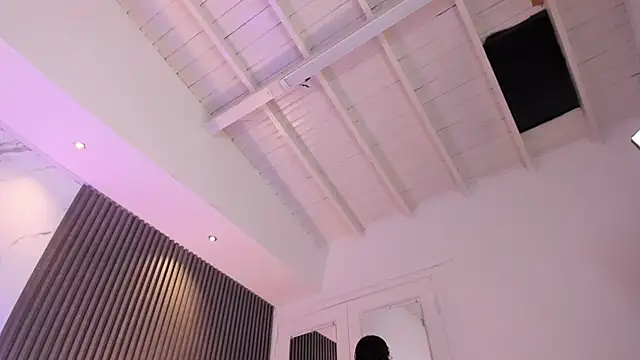 AbigailWilliams  online show from July 8, 11:15 am