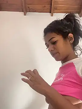 BarbieHotLaura online show from January 11, 4:14 pm