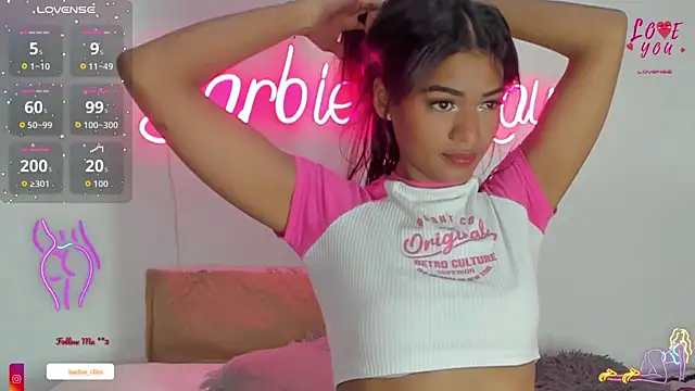 BarbieHotLaura online show from September 21, 10:00 pm