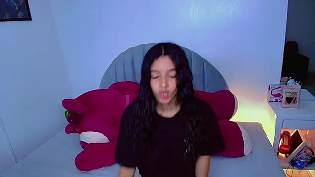 charlotte 0309 online show from January 9, 7:04 pm