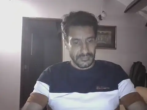 elkike1980 online show from May 16, 1:02 am