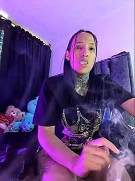 Snapshot of Nicole420squirt chatting on March 12, 7:38 pm Nicole420squirt online show from March 12, 7:38 pm