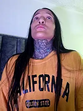 Snapshot of Nicole420squirt chatting on March 19, 2:37 am Nicole420squirt online show from March 19, 2:37 am