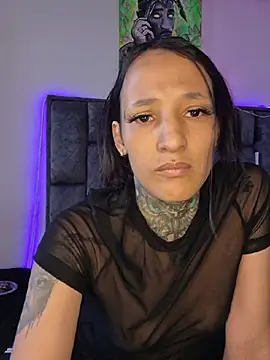 Nicole420squirt online show from July 18, 5:39 pm