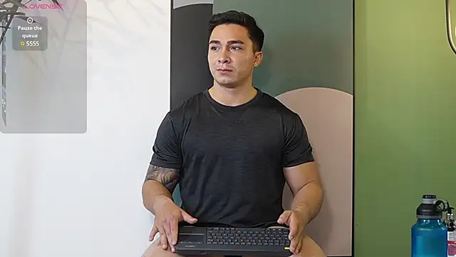 Snapshot of Ryan_Hunt chatting on February 18, 2:59 pm Ryan Hunt online show from February 18, 2:59 pm