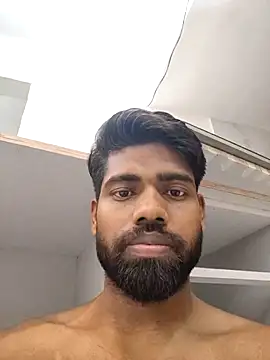 INDIANBOY7439 online show from May 6, 6:13 pm