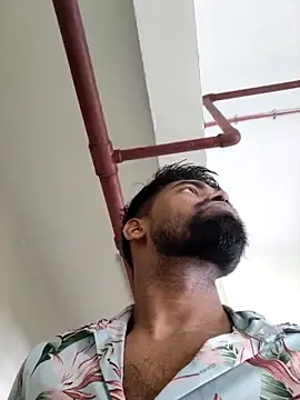 INDIANBOY7439 online show from May 29, 2:42 am