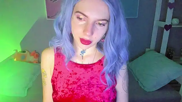 Snapshot of AnneTenet chatting on January 11, 6:03 am AnneTenet online show from January 11, 6:03 am