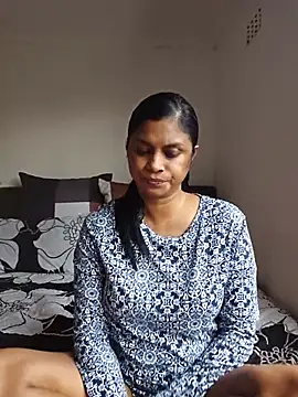 Snapshot of Sensual_indian7 chatting on July 28, 2:13 pm Sensual indian7 online show from July 28, 2:13 pm