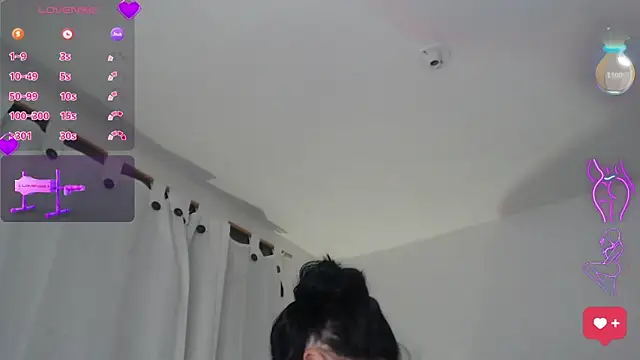 Snapshot of yeliana_sexxy chatting on February 4, 7:51 am yeliana sexxy online show from February 4, 7:51 am