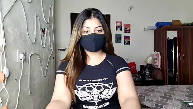 Hoty-Shivangi online show from July 10, 11:35 am