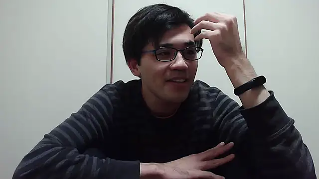 Snapshot of ryusei18570 chatting on December 31, 1:19 pm ryusei18570 online show from December 31, 1:19 pm