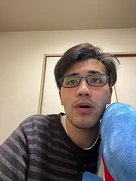 Snapshot of ryusei18570 chatting on February 16, 10:21 am ryusei18570 online show from February 16, 10:21 am